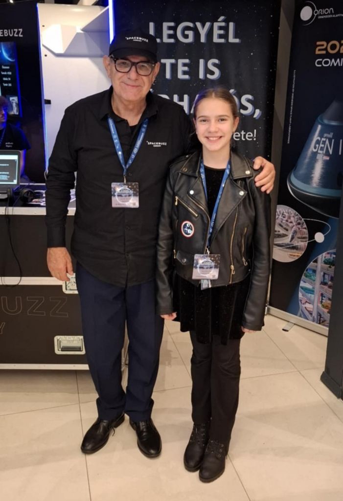 17cd0957-c5ed-4273-a0eb-bcd339a11720